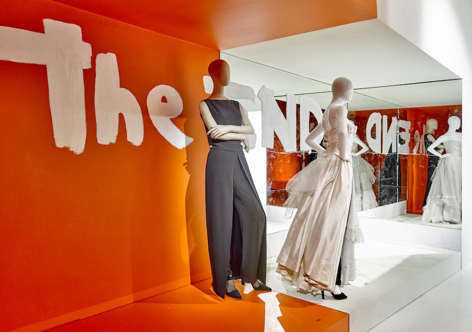 Выставка работ Мартина Марджелы для Hermes в Музее декоративных искусств
