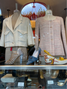 Vintage fashion shopping tour Paris