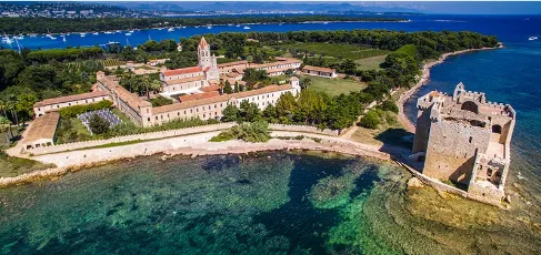 EXPLORING CANNES AND THE LÉRINS ISLANDS: FAMILY-FRIENDLY PRIVATE TOUR