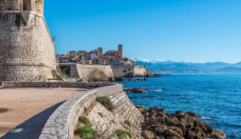Private Tour Of the French Riviera: Cannes, Antibes, and Saint Paul-de-Vence