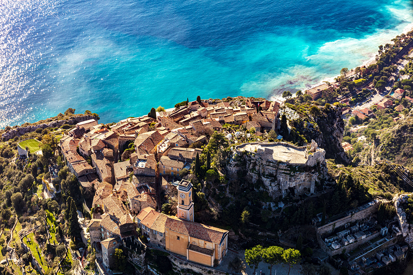 Eze, Summer holidays in the South of France