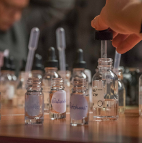 Create your own perfume WORKSHOP – EXCLUSIVE in Paris
