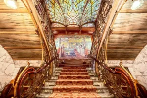 Частная экскурсия в отель Solvay - жемчужину стиля модерн