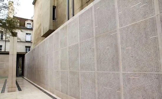 Shoah Memoria Paris Wall of Names