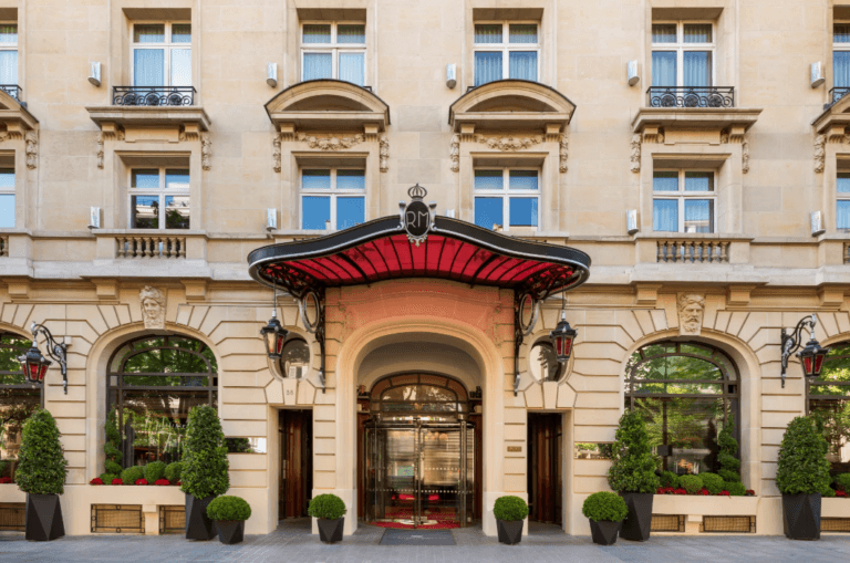 Hôtel Le Royal Monceau Raffles Paris Facade