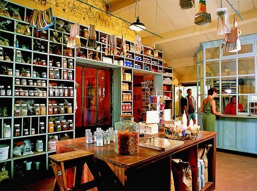 Okhra Conservatory of Color in Luberon Valley, Provence, Tour from Marseille
