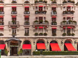 Hôtel Plaza Athénée facade