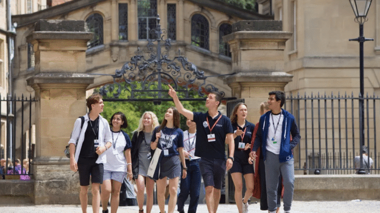 Oxford Royale Academy: Prestigious Summer School in the UK
