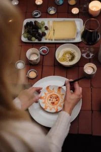 Exclusive Porcelain Painting Workshop in Paris